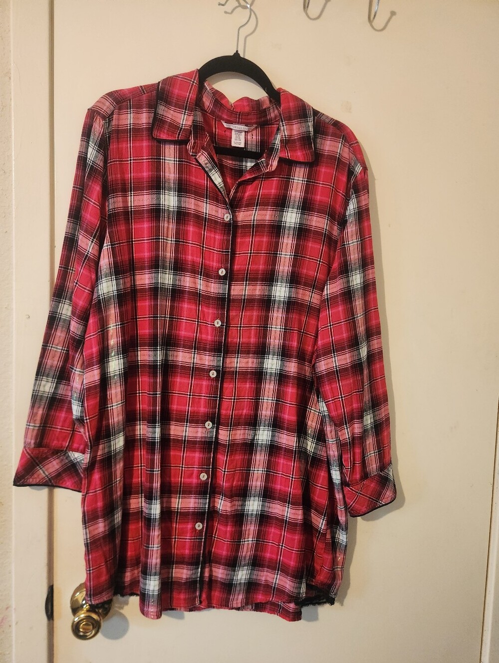 Victoria Secreat Red Black Plaid Long Sleeves Button-Down Pajama Top Sz XL